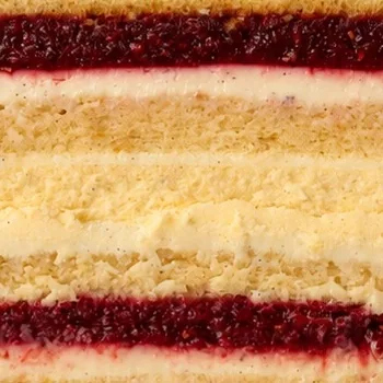 Real cake layers: Vanilla Berry